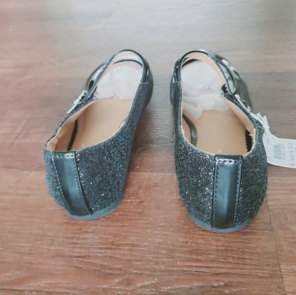 NWT Girls Mary Jane flats - Picture 4 of 6